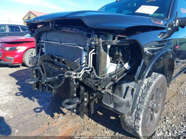 Ram 2500 Laramie  4x4 6'4 Box Image 7