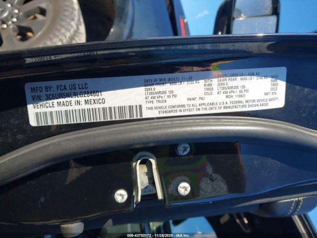 Ram 2500 Laramie  4x4 6'4 Box Image 8