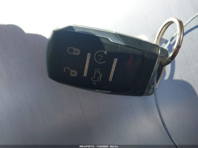 Ram 2500 Laramie  4x4 6'4 Box Image 9