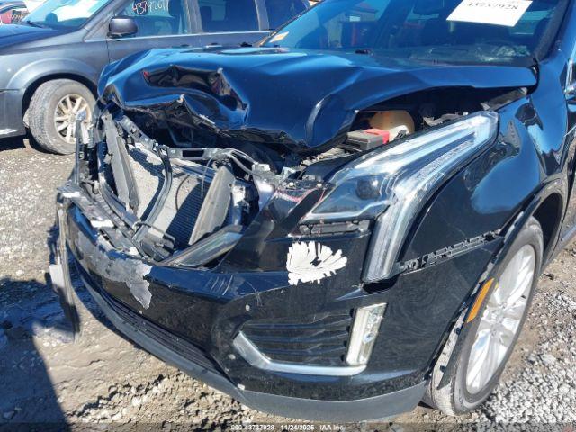 Cadillac XT5 Platinum Image 6