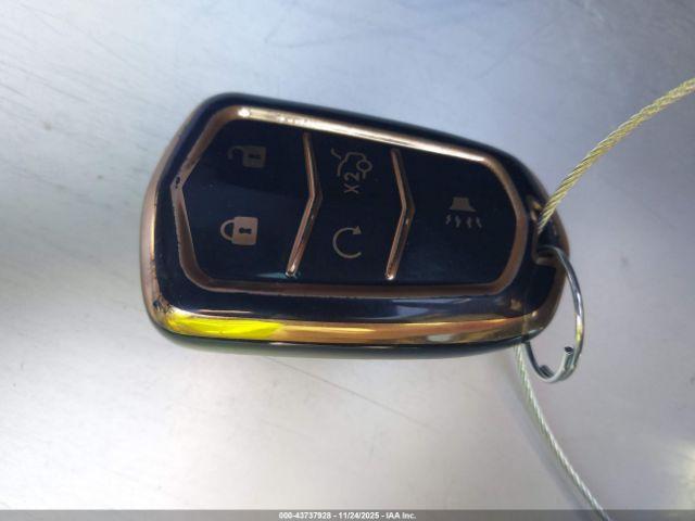 Cadillac XT5 Platinum Image 8