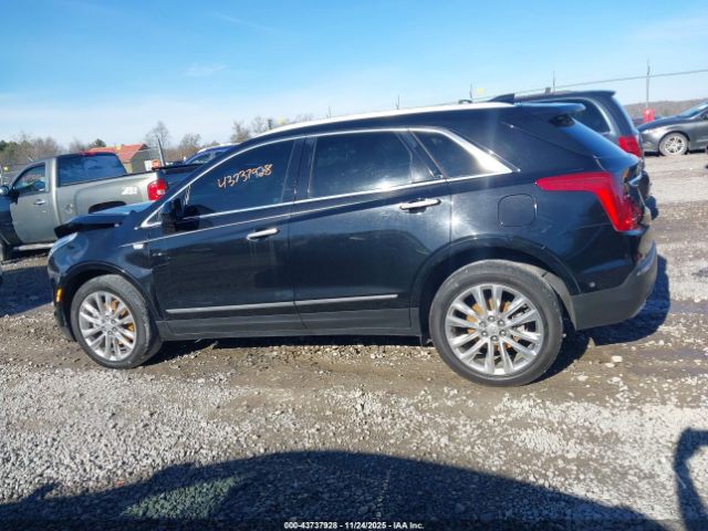 Cadillac XT5 Platinum Image 13