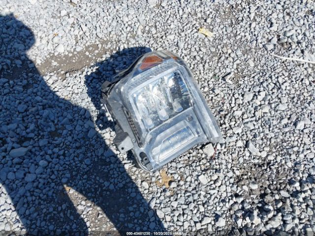 GMC Sierra 2500 Image 6